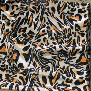 Woman’s head warp never used never warn